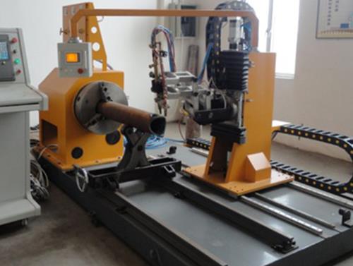 數(shù)控激光切割機的精度應(yīng)如何提高呢